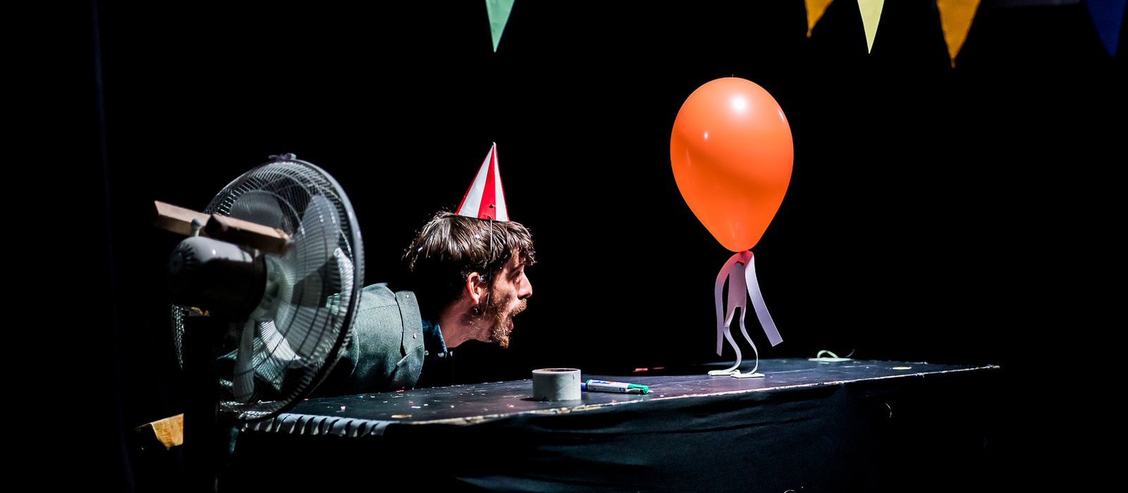 Rauxa Cía: Teatro de papel