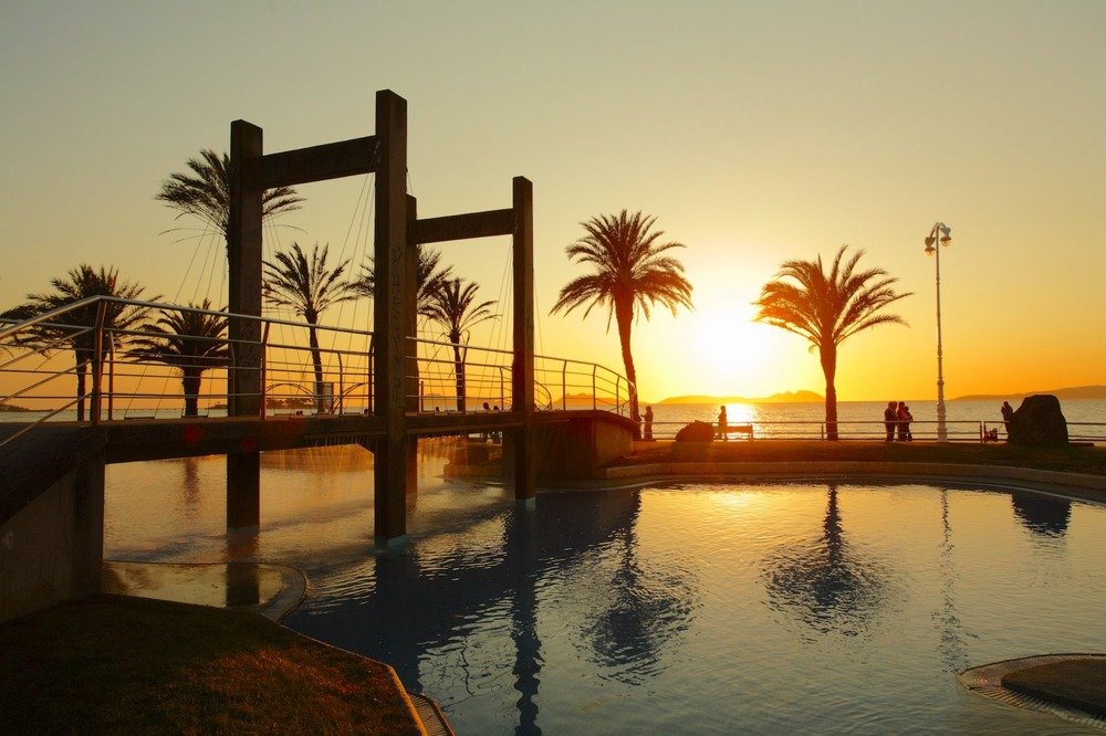 Contemplar unha posta de sol en Vigo