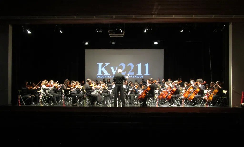 Orquestra infantil e xuvenil de Vigo Kv2211